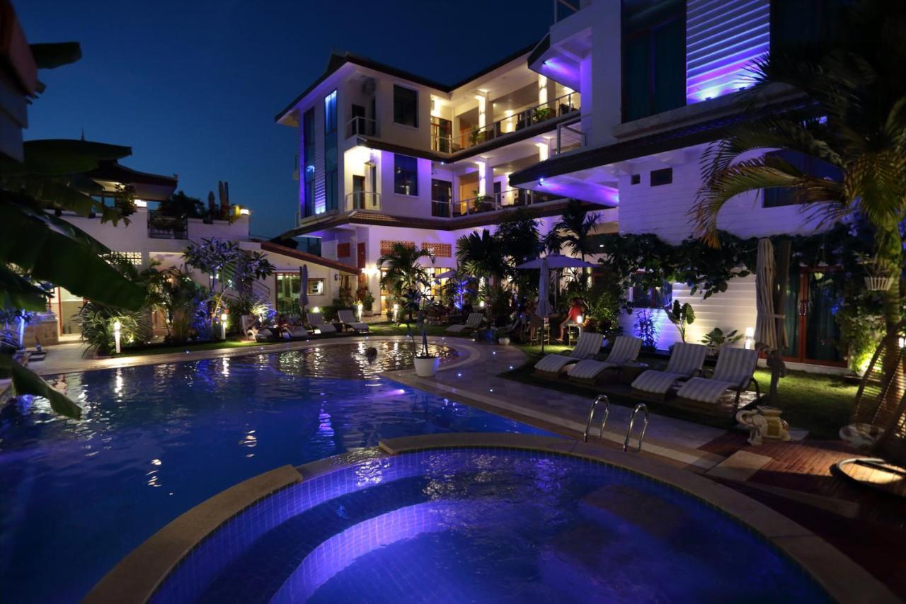 Deluxx Boutique Hotel Sihanoukville Luaran gambar