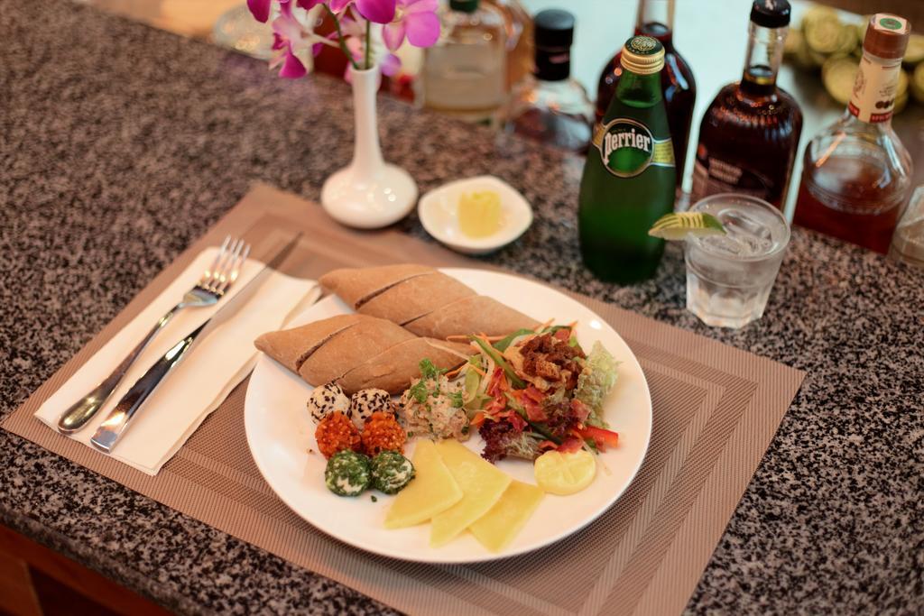 Deluxx Boutique Hotel Sihanoukville Luaran gambar