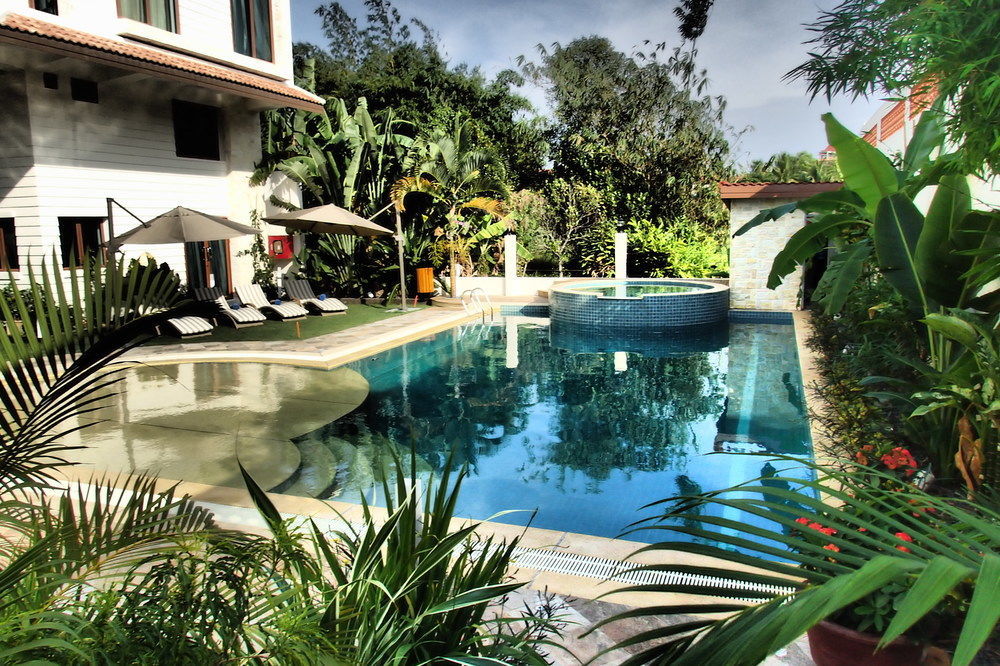Deluxx Boutique Hotel Sihanoukville Luaran gambar